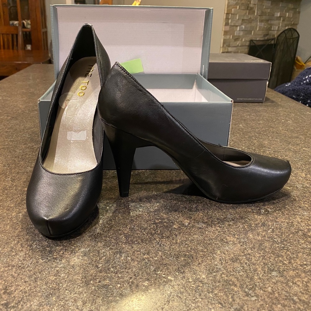BNIB me too Leather Heels